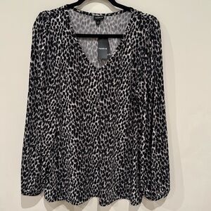 Torrid Studio Knit V-Neck Puff Long Sleeve Top, Size 1